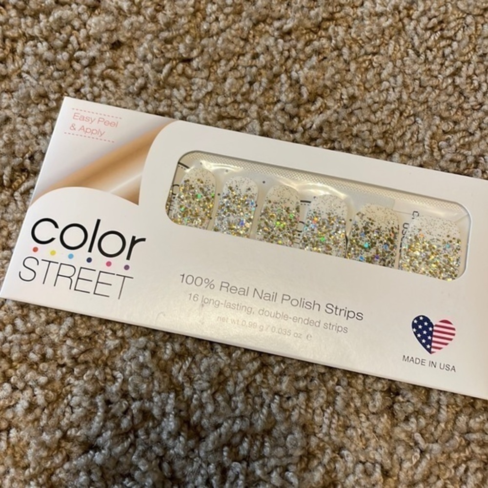 Color Street Champagne Wishes